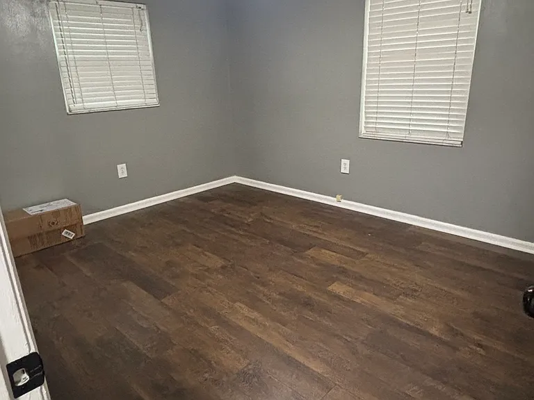 1150 Luke Ave — Photo 16