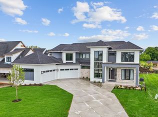 16404 47th Pl N, Plymouth, MN 55446