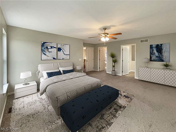 4th image of 16588 Selby Cir