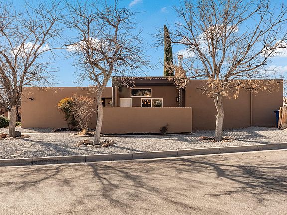 2nd image of 8417 Racheleigh Rd NE