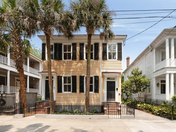 8 Pitt St APT A, Charleston, SC 29401