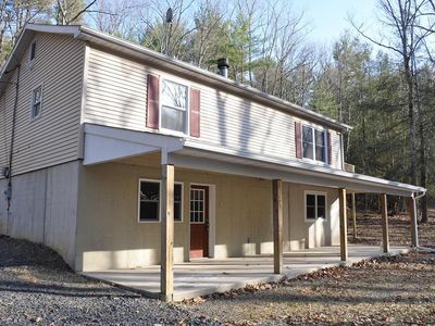 521 Pine Ridge Rd, Stroudsburg, PA, 18360