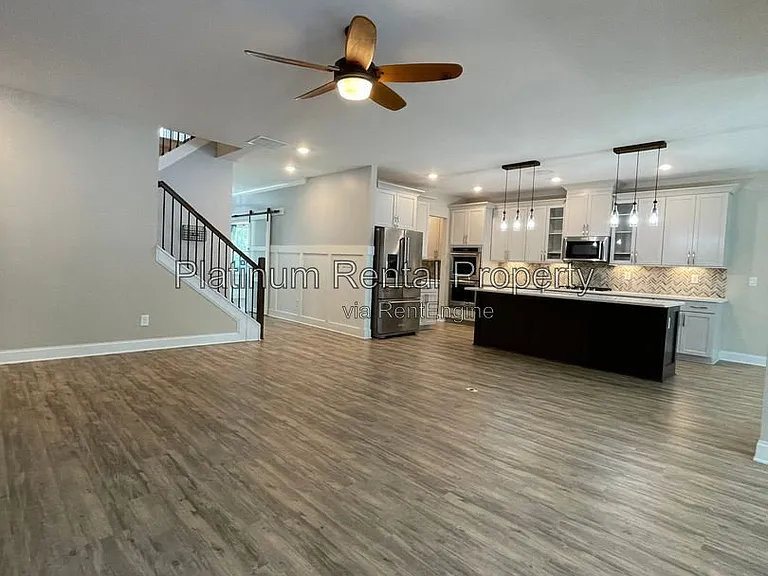 3215 Summerpoint Xing — Photo 40