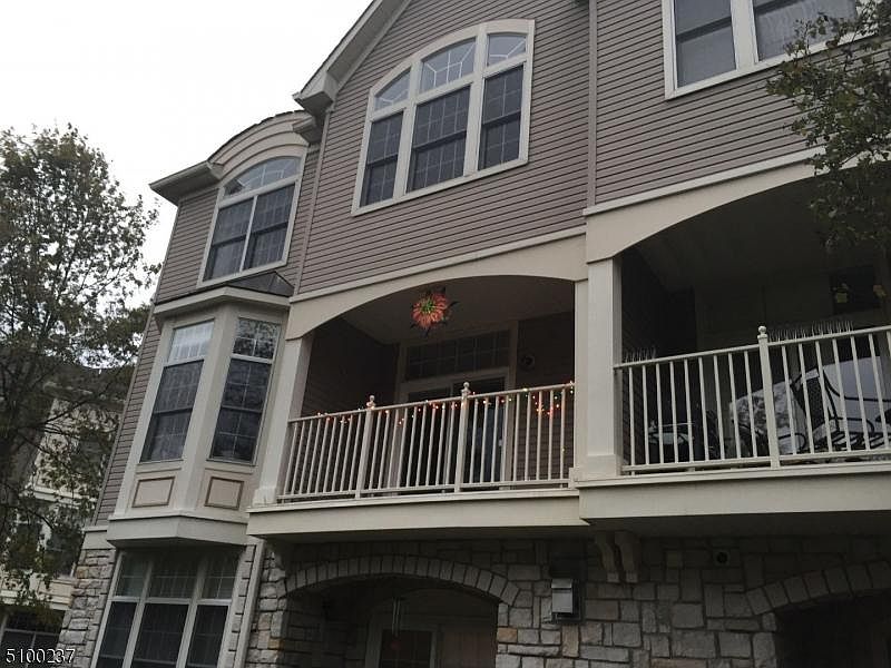 1st image of 117 Regal Blvd #109