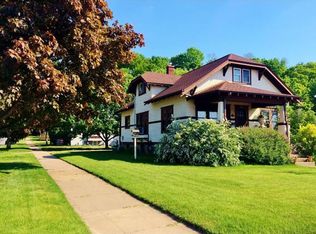 303 W Prospect St, Durand, WI 54736