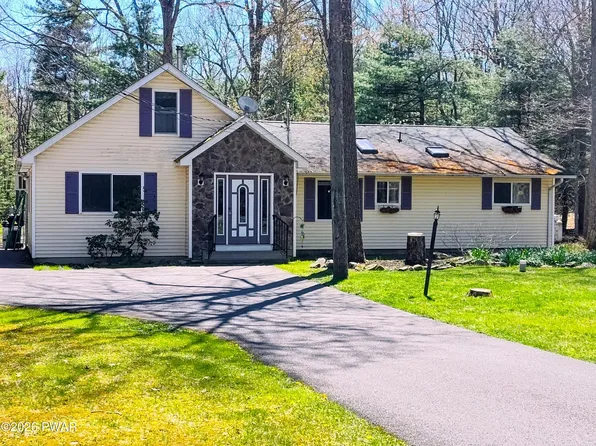134 Weasel Rd, Dingmans Ferry, PA 18328