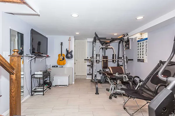 Sold by Douglas Elliman | media 10
