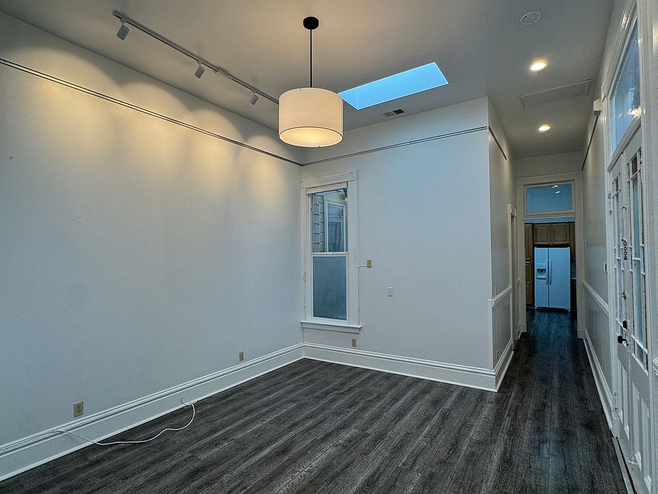 1st image of 3894 18th St