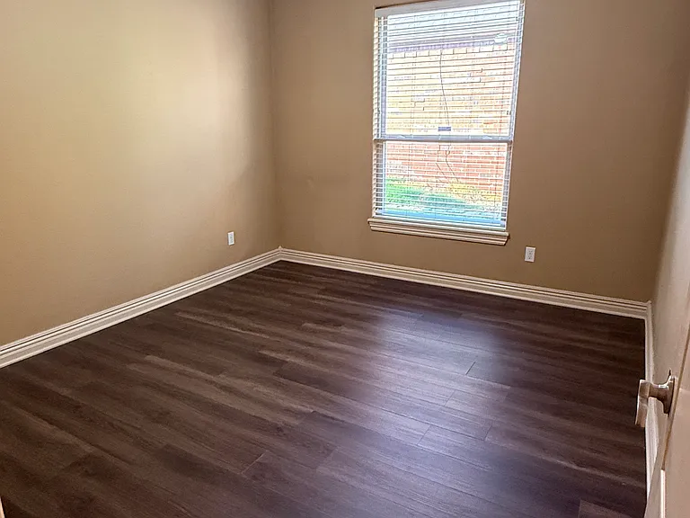 2601 SW Azalea Ave — Photo 16