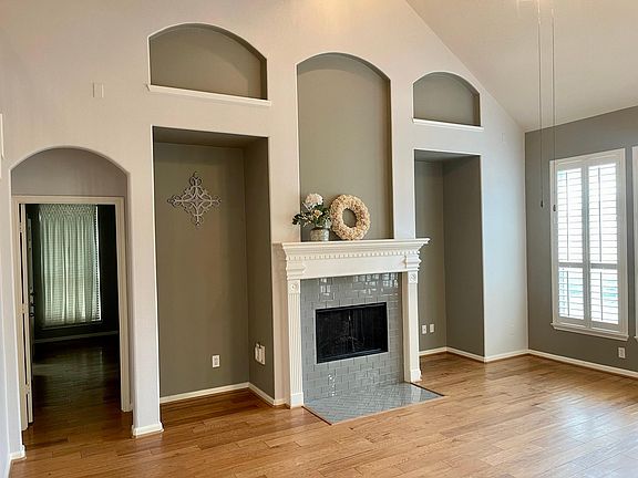 4th image of 10818 Cornwall Ln