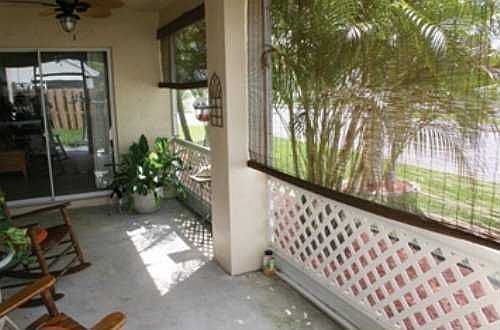 4th image of 227 E Riverbend Dr