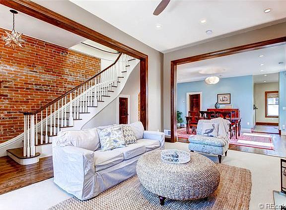 3rd image of 2452 Glenarm Pl