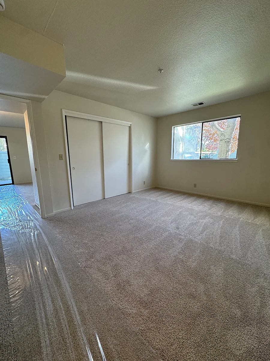 Building Photo - 101 W Agua Caliente Rd #1