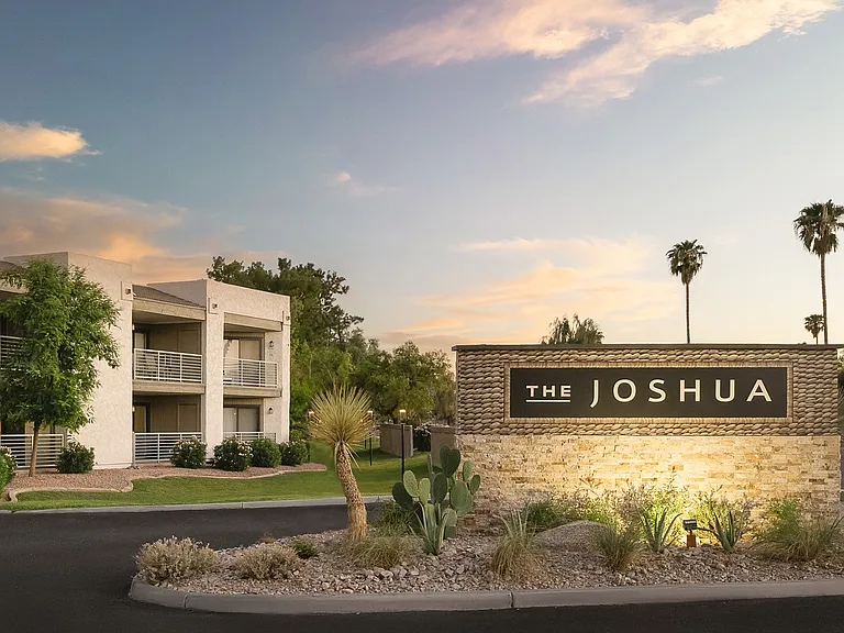 The Joshua Apartments — Photo 39