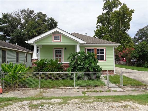 2nd image of 544 Avenue A