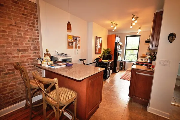 Rented by Corcoran | media 10