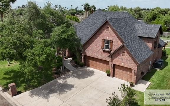 4th image of 109 Palm Valley Cir