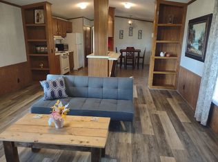 409 County Road 191, Gary, TX 75643