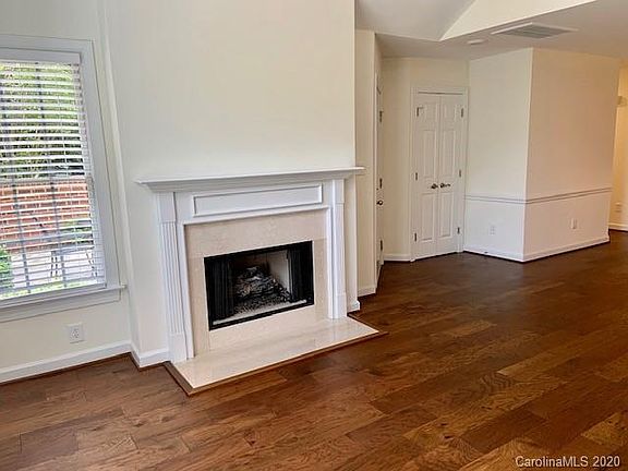 3rd image of 7415 Hurstbourne Green Dr
