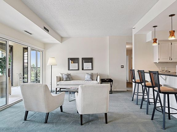4th image of 1201 Yale Pl APT 407