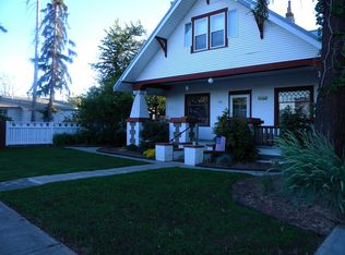 139 SW 9th St, Redmond, OR 97756