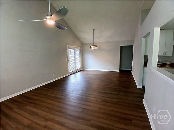 2nd image of 2030 Rushing St