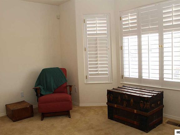 3rd image of 4560 Desert Hills Dr