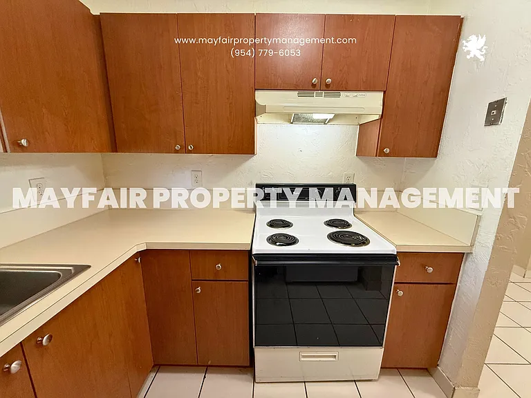 6043 Garfield St — Photo 3