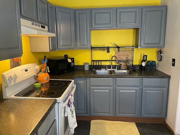 2143 Hilton Ave #A — Photo 6