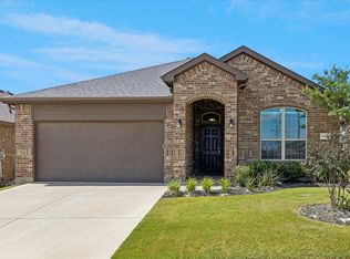 1112 Bowlus Dr, Fort Worth, TX 76177