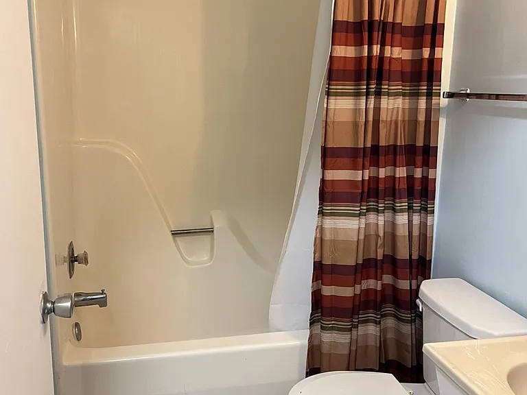 138 Alice Ann St #140 — Photo 8