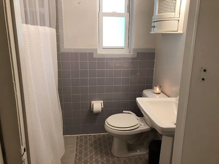2148 NW 28th Ave — Photo 8