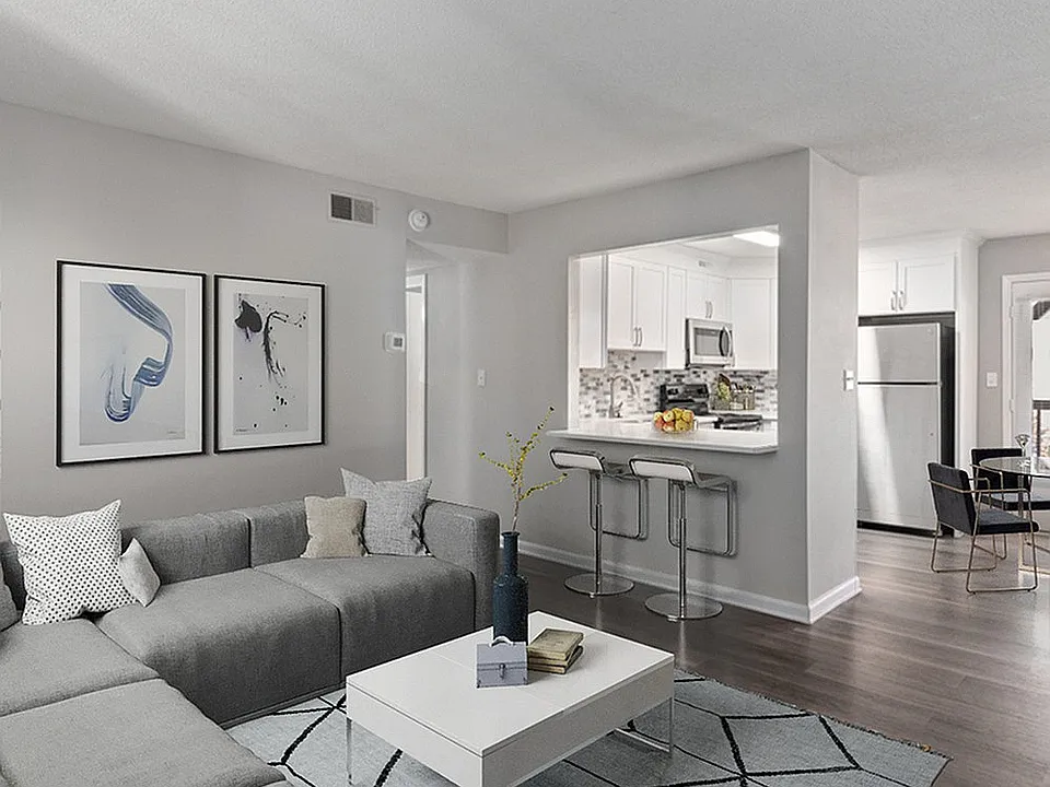Experience contemporary living with this stylish open-concept apartment, perfect for relaxation and entertaining.