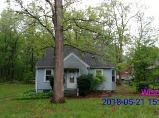 N6855 University Rd, Elkhorn, WI 53121