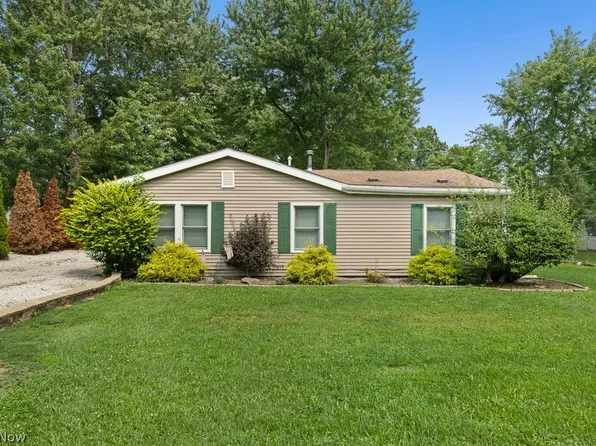 3989 Baird Rd, Stow, OH 44224