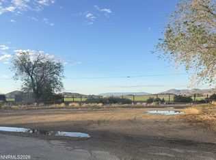 12 Penrose Dr, Yerington, NV 89447