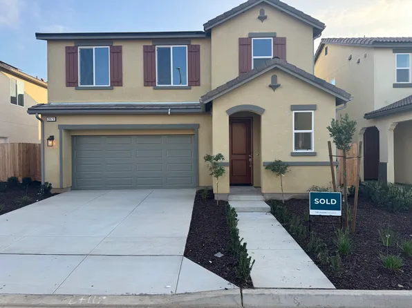 2879 E Tierra Dr, Fresno, CA 93730