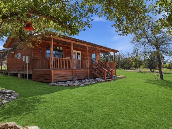 3035 Keese, Fredericksburg, TX 78624