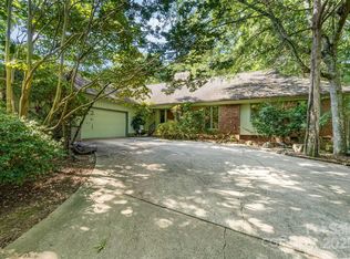 5217 Hillingdon Rd, Charlotte, NC 28226