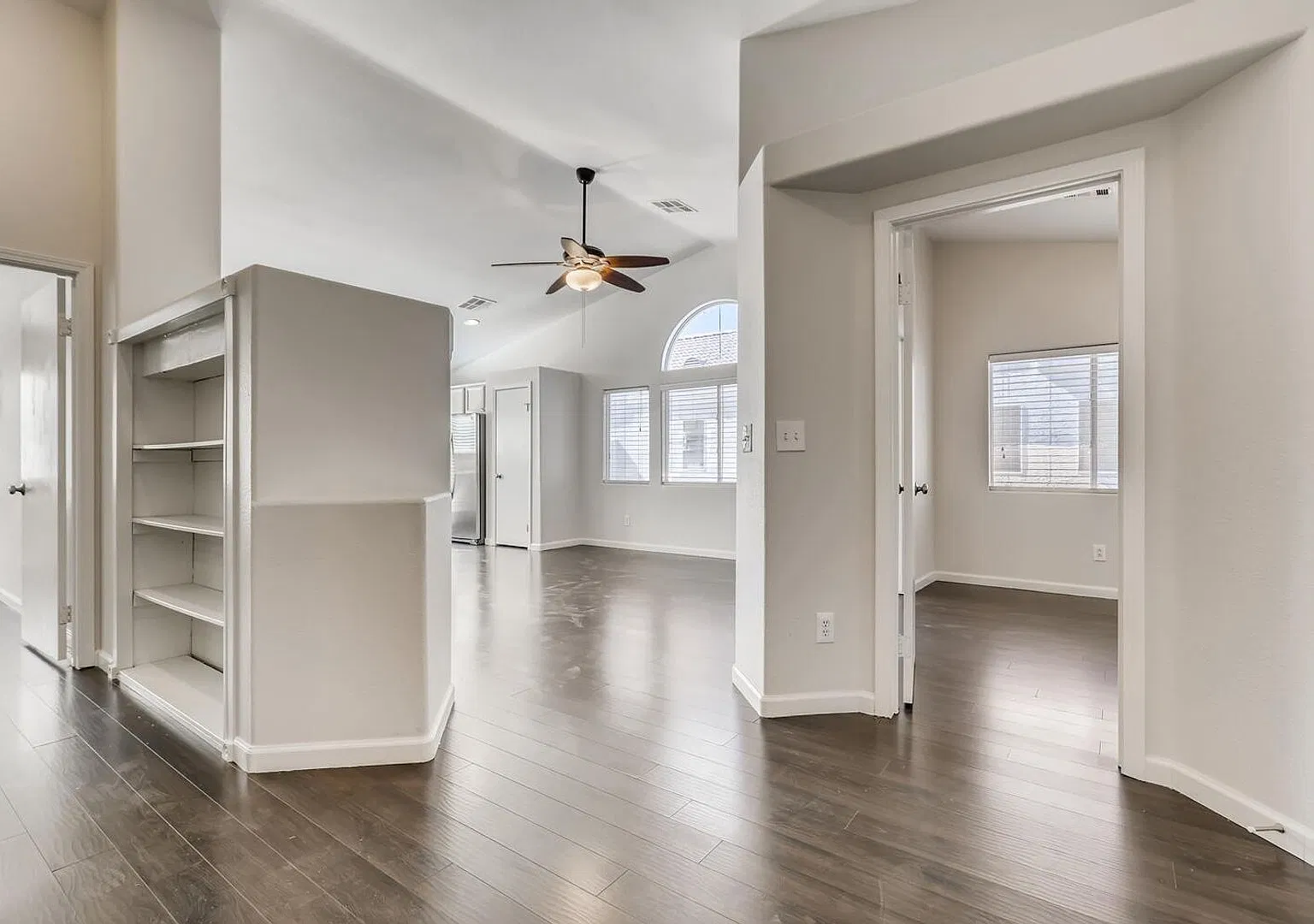 Gated 3-Bedroom Home in The Parks — Photo 4