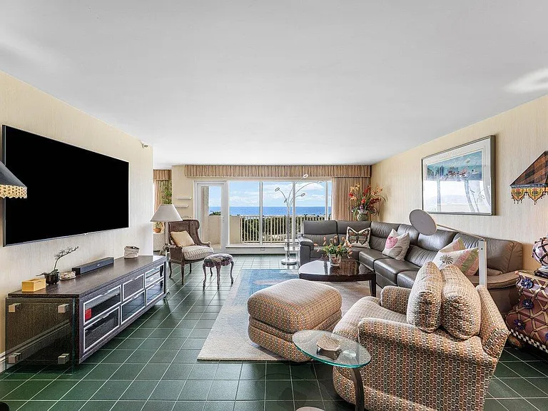 4301 N Ocean Blvd #504 — Photo 4