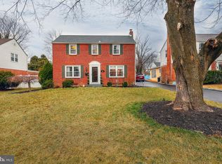 216 Earlington Rd, Havertown, PA 19083