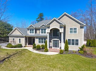 12 Yonker Pl, Walpole, MA 02081