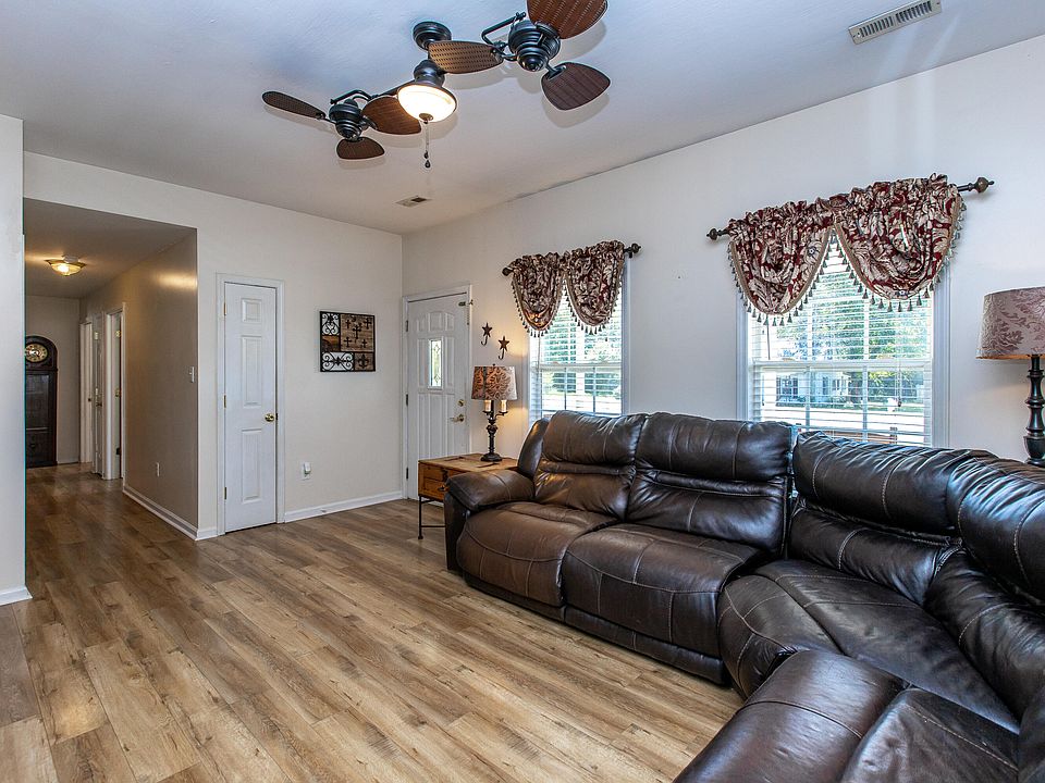 425 W Shelby St, Junction City, KY 40440 Zillow