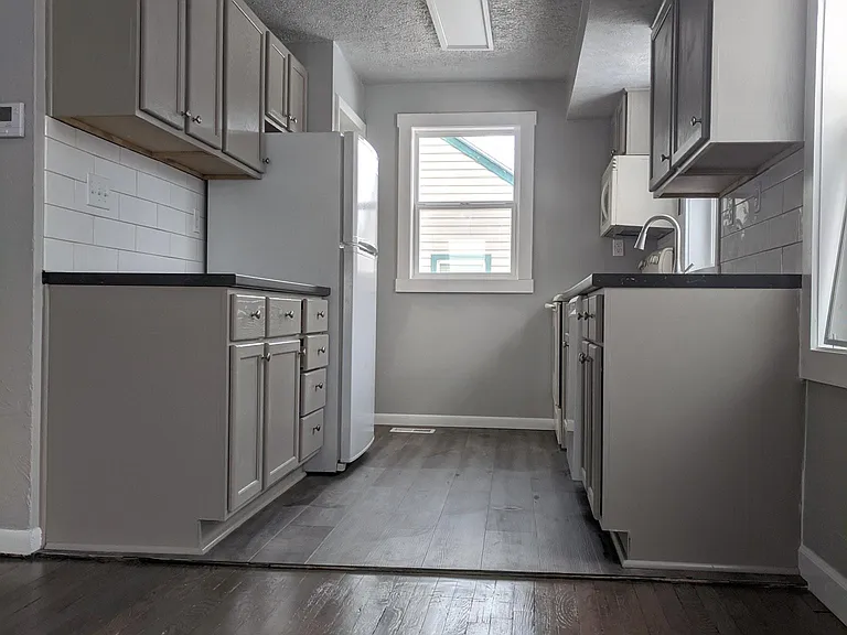 New kitchen