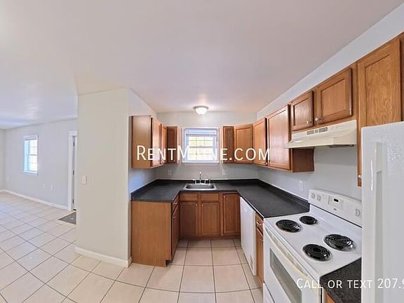 3rd image of 40 Vafiades Ave #2