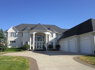 10207 Springstone Rd, McCordsville, IN 46055