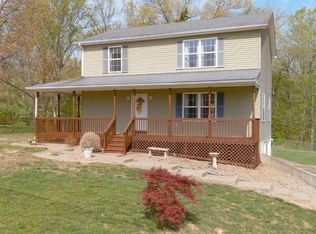 111 Emmer Dr, Brandenburg, KY 40108