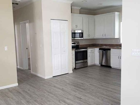 4th image of 518 Barbara Way #30