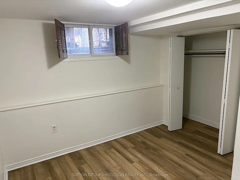 111 Lincoln Pl — Photo 9